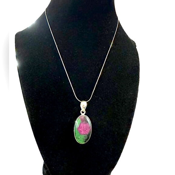 Ruby Zoisite Pendant Sterling Silver stamped 925 on 16” chain Italy 925 FAS - Picture 1 of 5